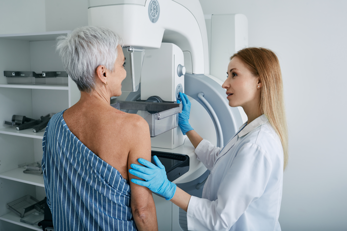 Mammografia o ecografia al seno: quali sono le differenze?